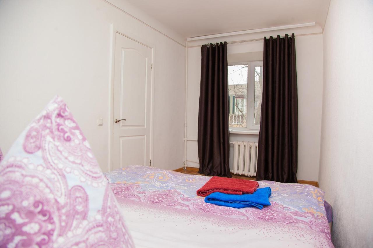 Semi Luxury Apt On Yatsenka 8 Near Intourist Hotel Zaporizhia Εξωτερικό φωτογραφία