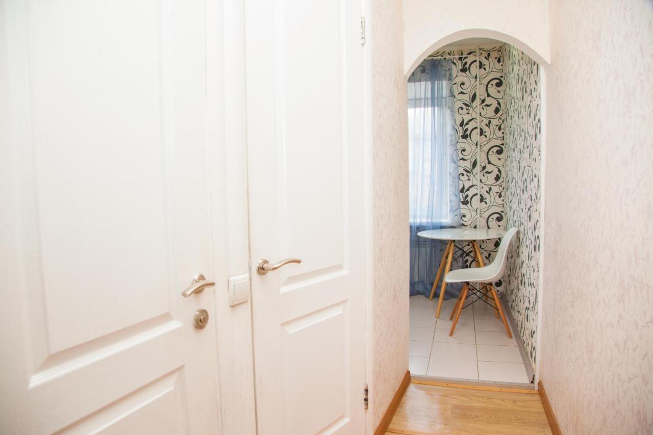 Semi Luxury Apt On Yatsenka 8 Near Intourist Hotel Zaporizhia Εξωτερικό φωτογραφία